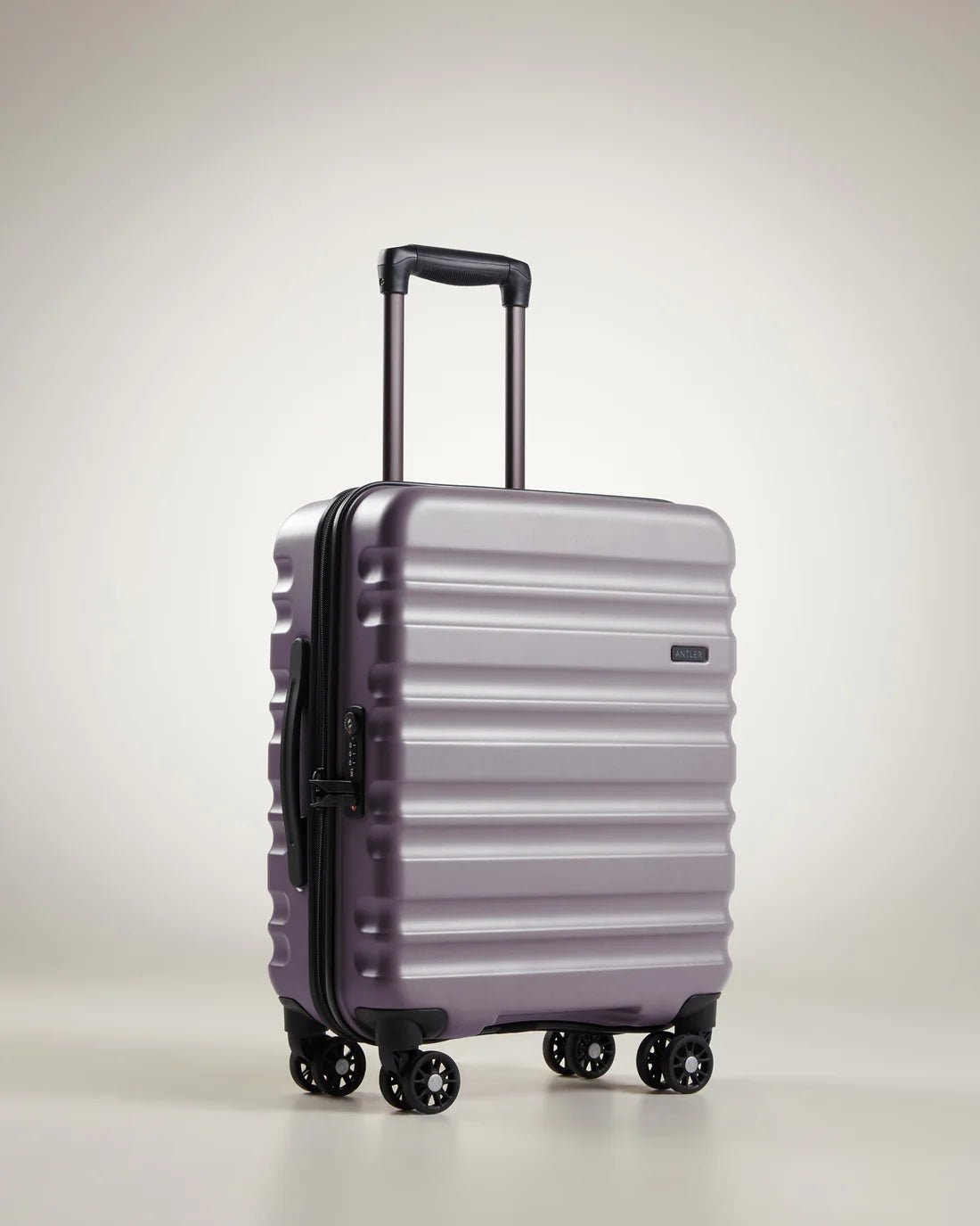 Antler sonar shop exclusive large suitcase